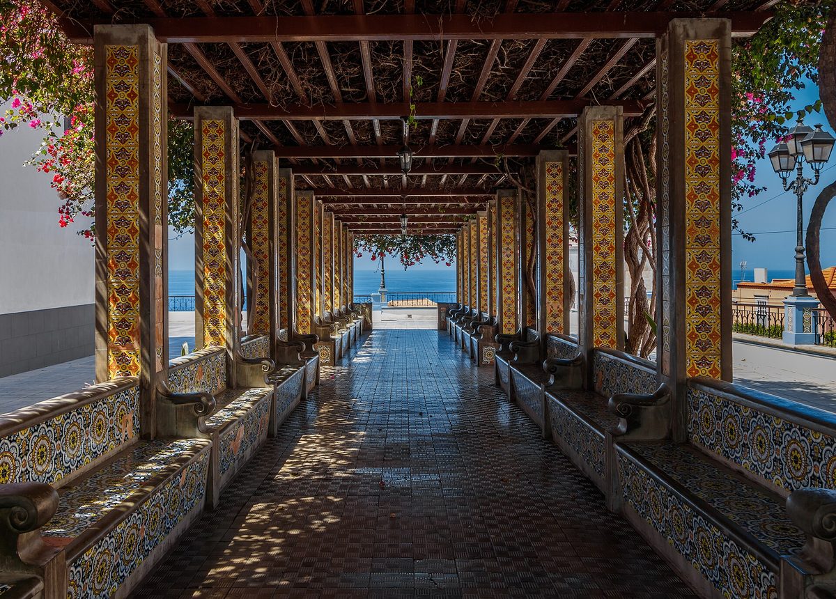 The Plaza de Espana in Seville, a highlight of any Spain travel guide
